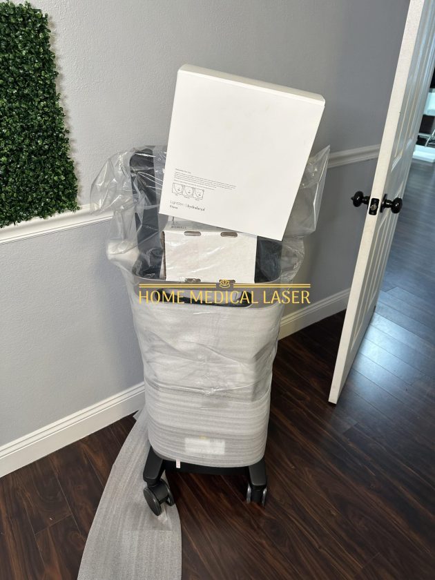 Hydrafacial Syndeo Facial System - Image 5